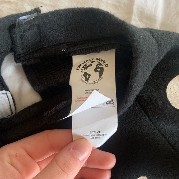 Skeleton Onesie Size 2T - Picture 2 of 6